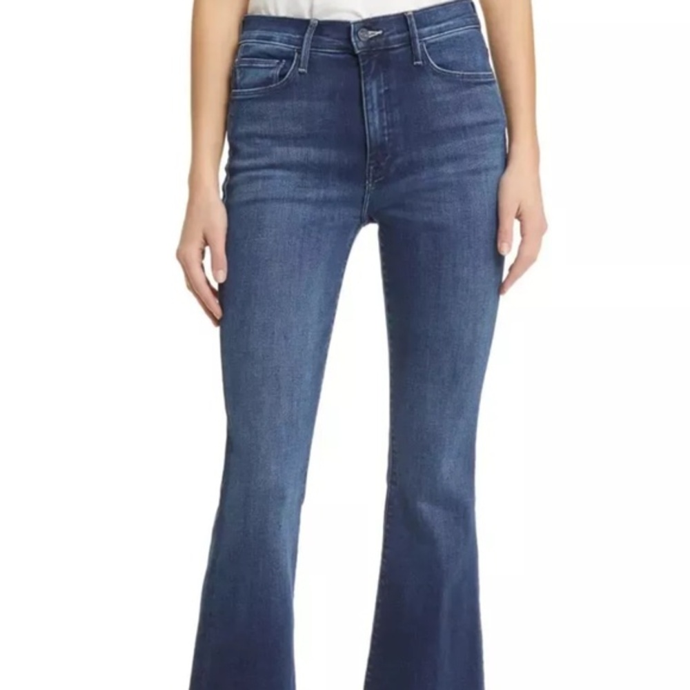 Mother The Weeknder Fray Hem Bootcut Jeans Heirloom
